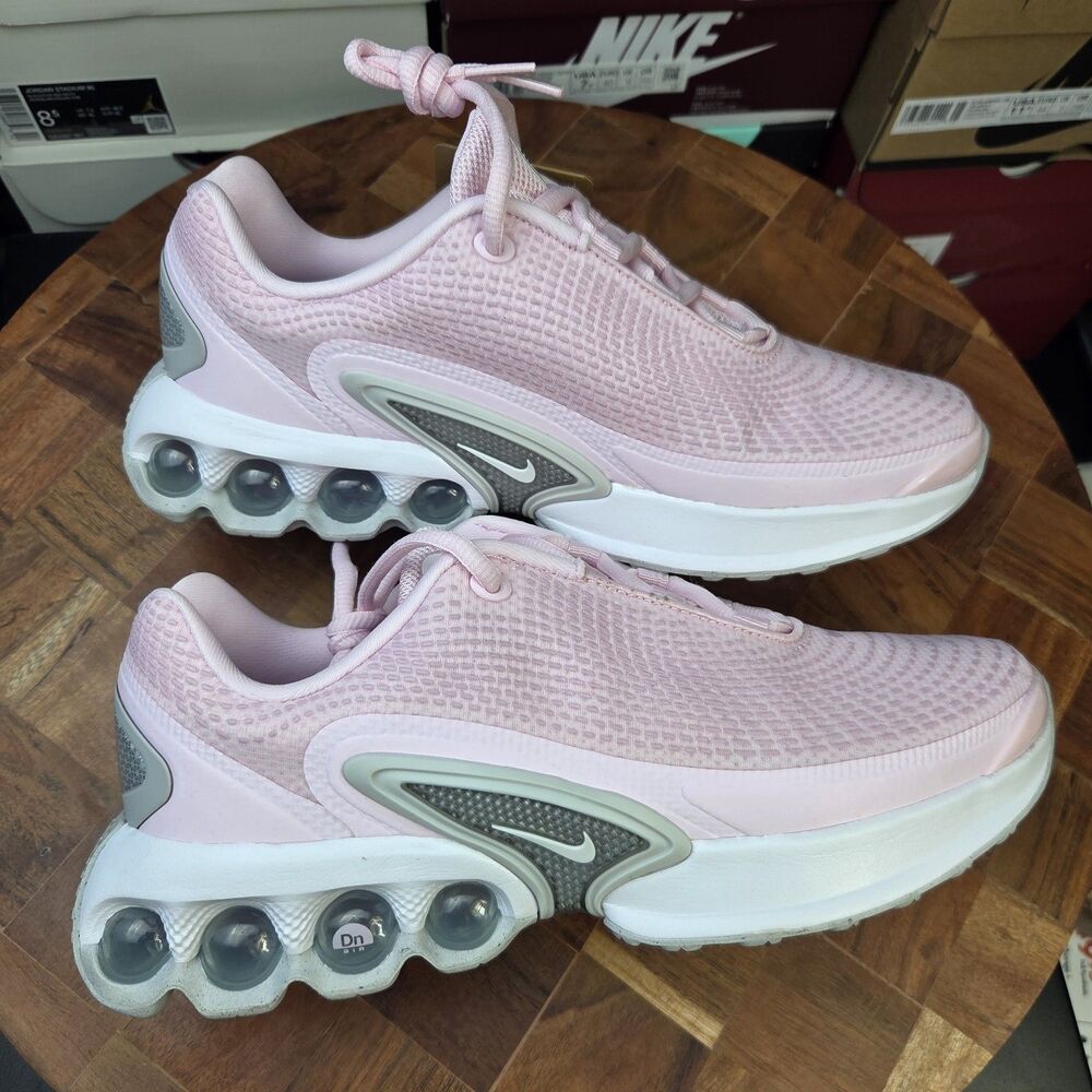 Nike Air Max Dn Sneakers Hyper Pink White Youth Sz 6.5Y Womens Size 8 FB8987-601